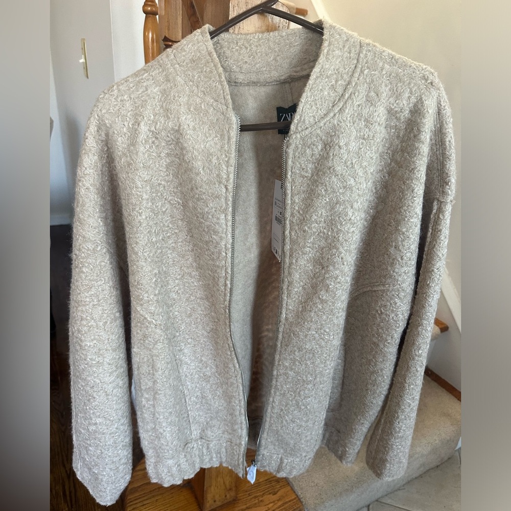 Brand New with tags** Zara bomber jacket size M-L